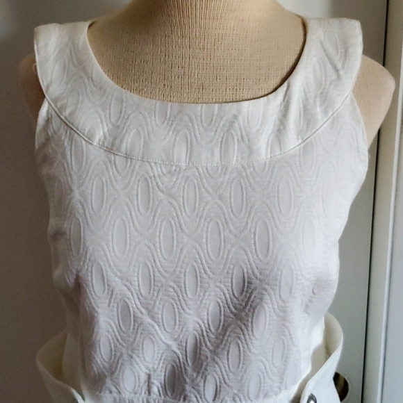 White Dress - Picture 4 of 5